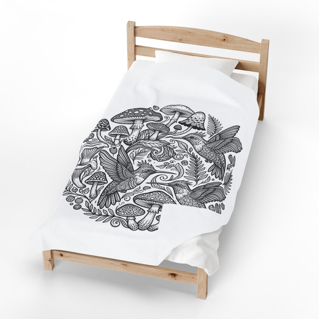 Mushroom & Hummingbird Velveteen Plush Blanket — Black Botanical Circle Throw