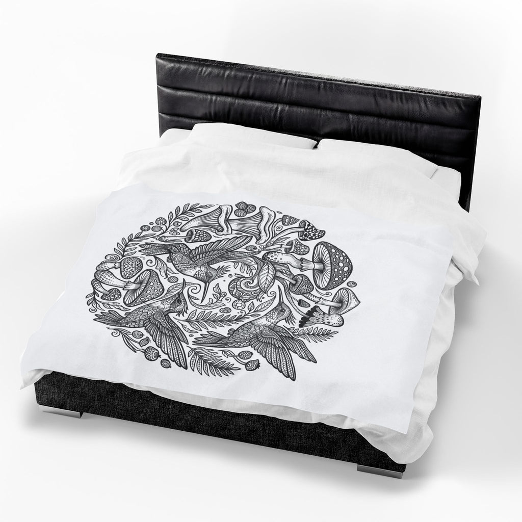 Mushroom & Hummingbird Velveteen Plush Blanket — Black Botanical Circle Throw